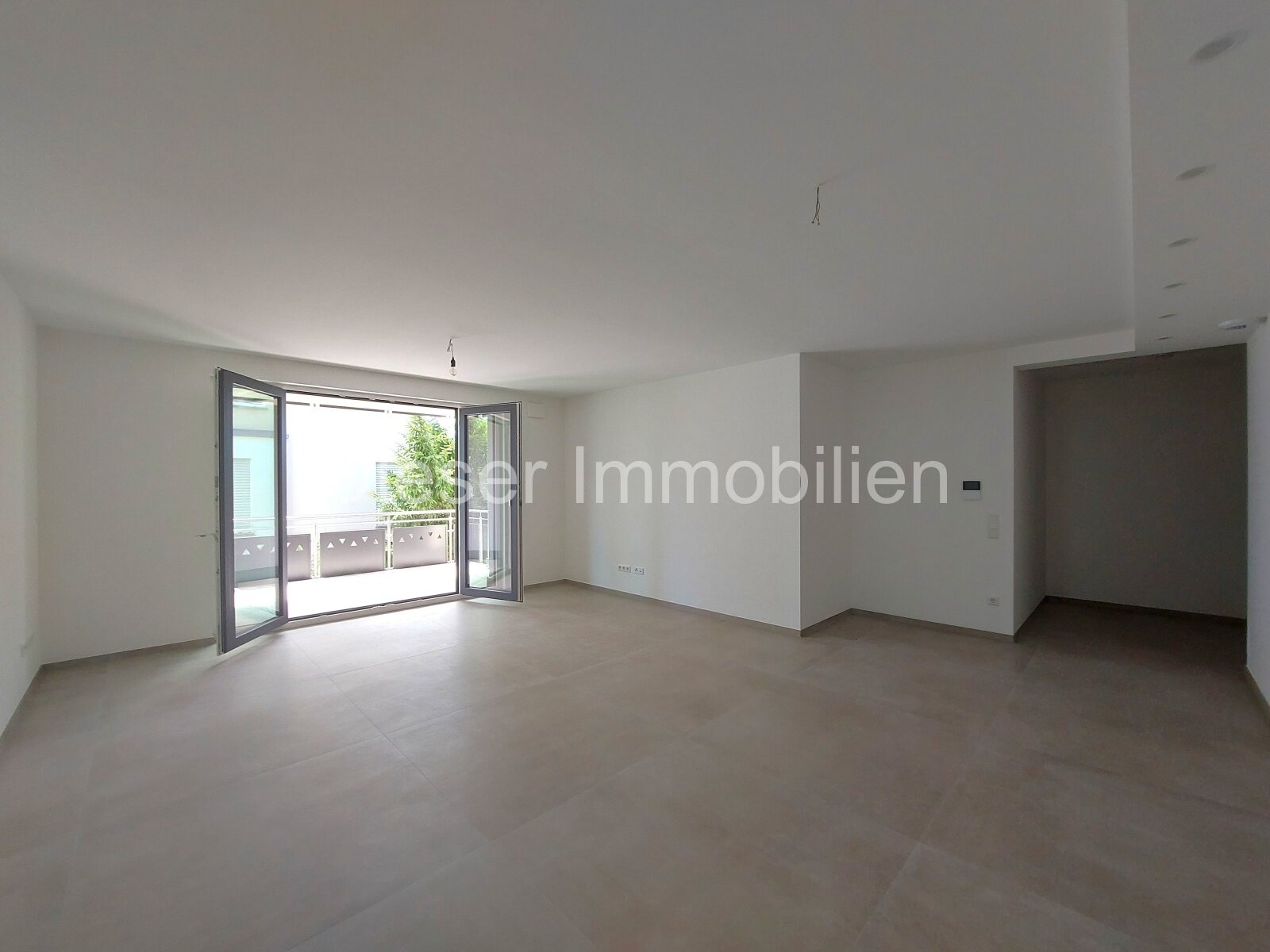 NEUBAU! Charmante, exklusive 2-Zimmerwohnung mit überdachter Loggia in Gelnhausen Meerholz