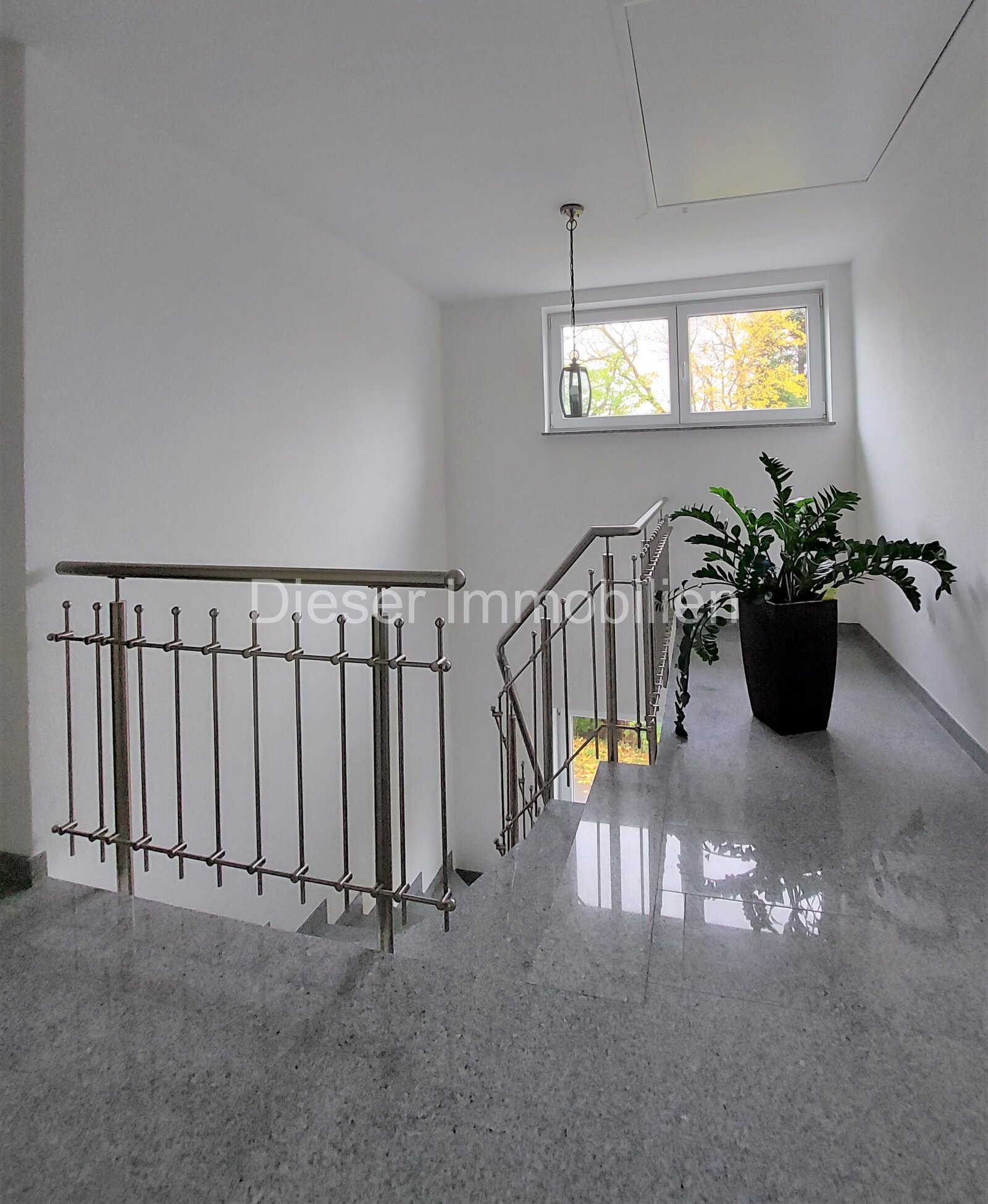  Attraktive 3-Zimmerwohnung mit Balkon und Einbauküche in Hanau Klein-Auheim