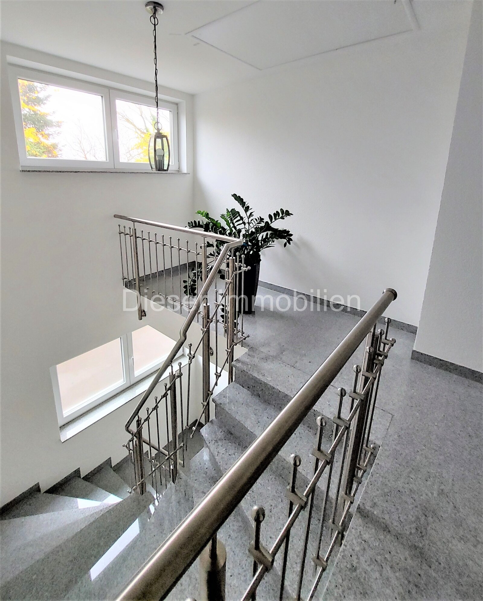  Attraktive 3-Zimmerwohnung mit Balkon und Einbauküche in Hanau Klein-Auheim