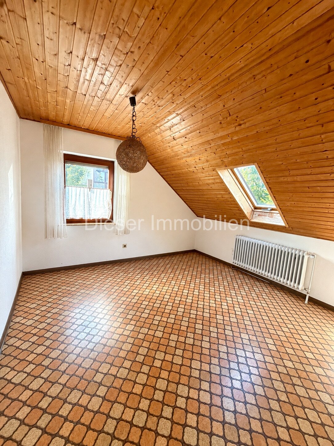 Zimmer 4 DG KI generiert